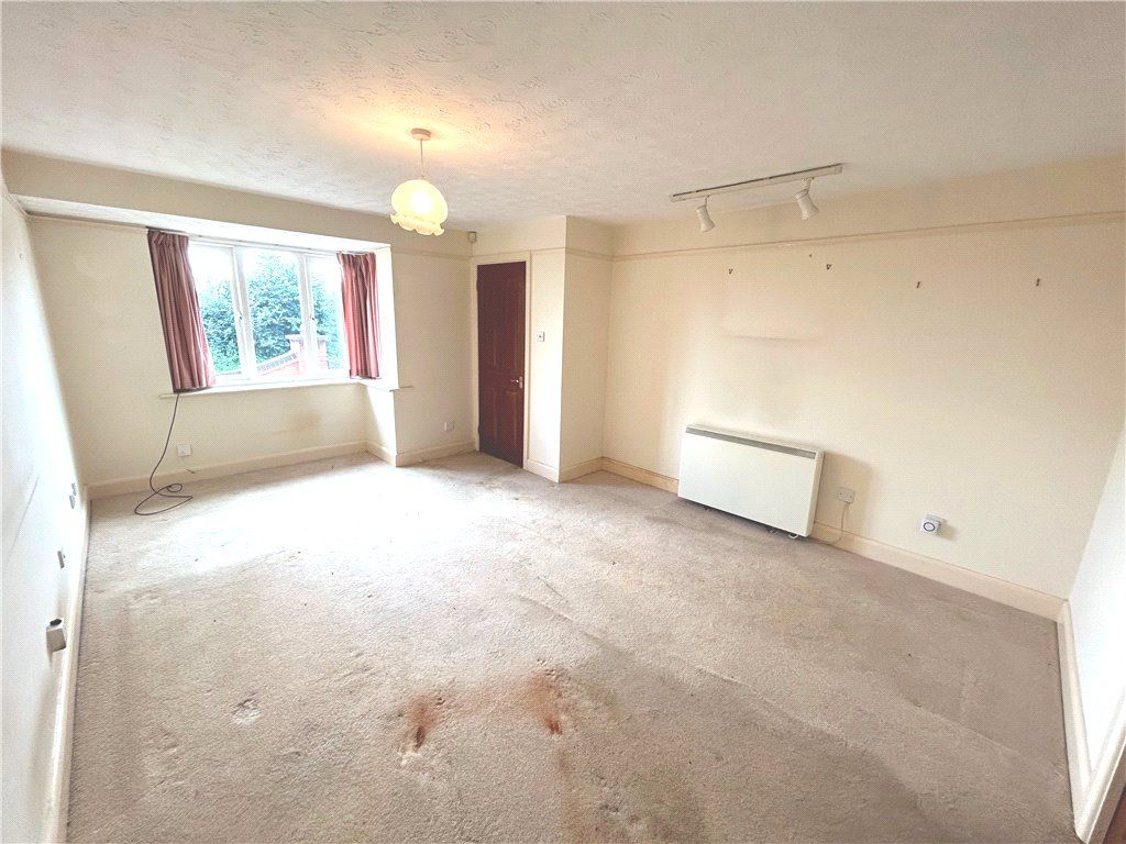 3 bed terraced house for sale in School Road, Salford Priors, Evesham WR11, £240,000