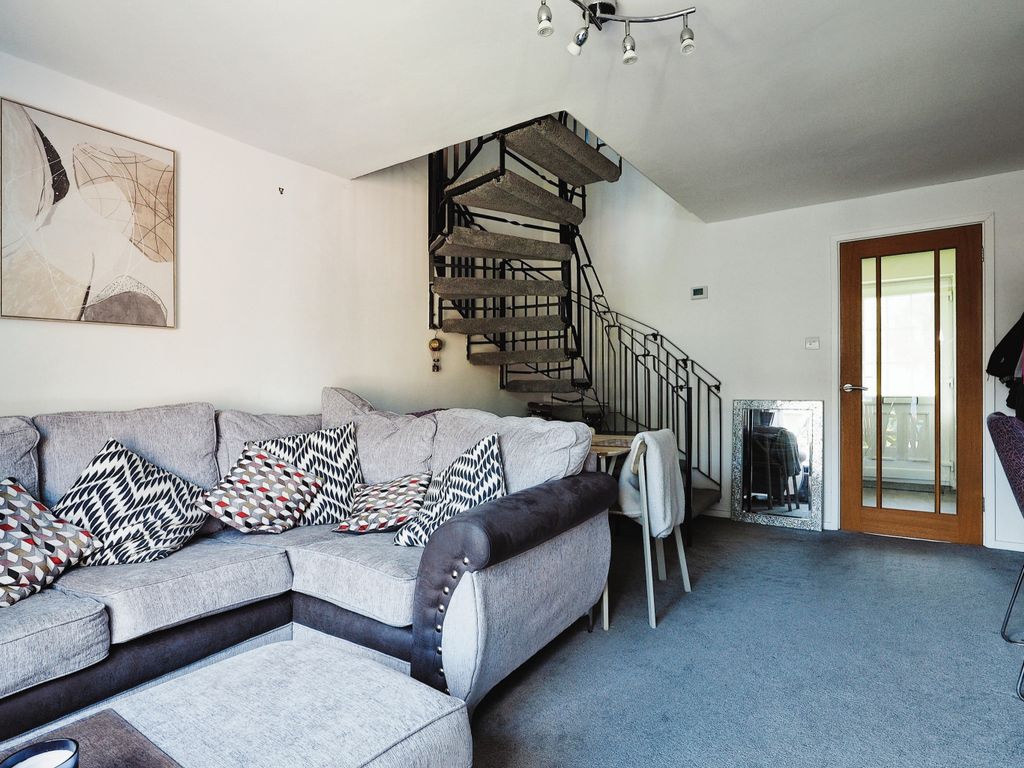2 bed end terrace house for sale in Langdale Grove, Bingham, Nottingham, Nottinghamshire NG13, £185,000