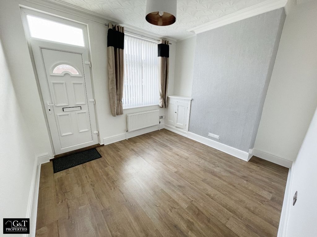2 bed terraced house for sale in Round Street, Dudley DY2, £139,950