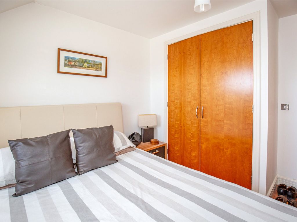 1 bed flat for sale in Merchants Road, Clifton, Bristol BS8, £315,000