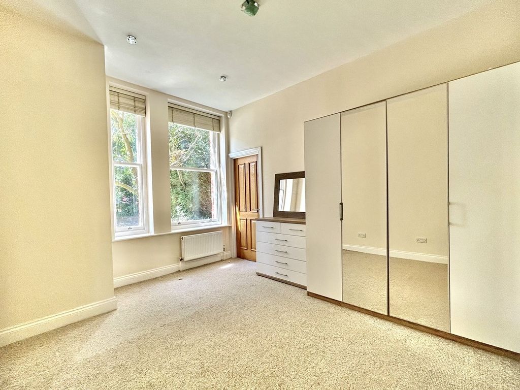 2 bed flat for sale in Wimborne Road, Dorset, Bournemouth BH3, £220,000