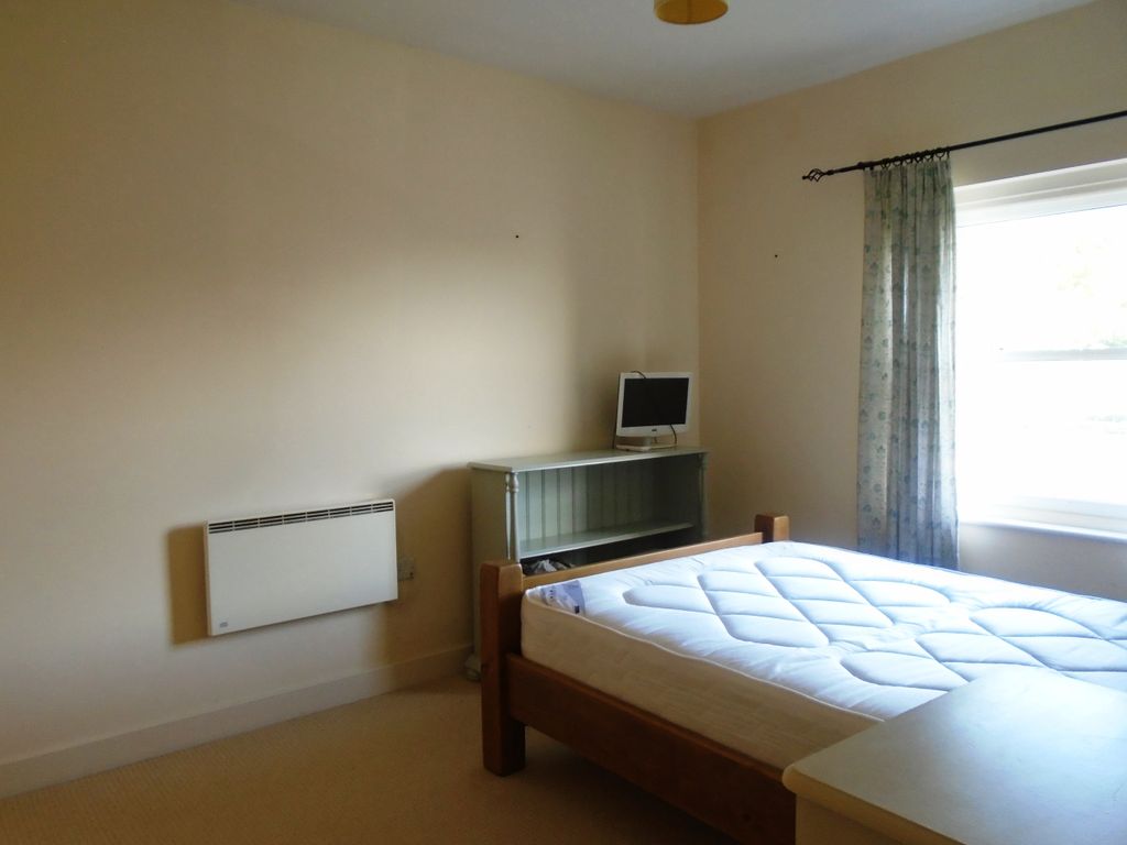 2 bed flat for sale in Victoria Park, Ulverston LA12, £150,000