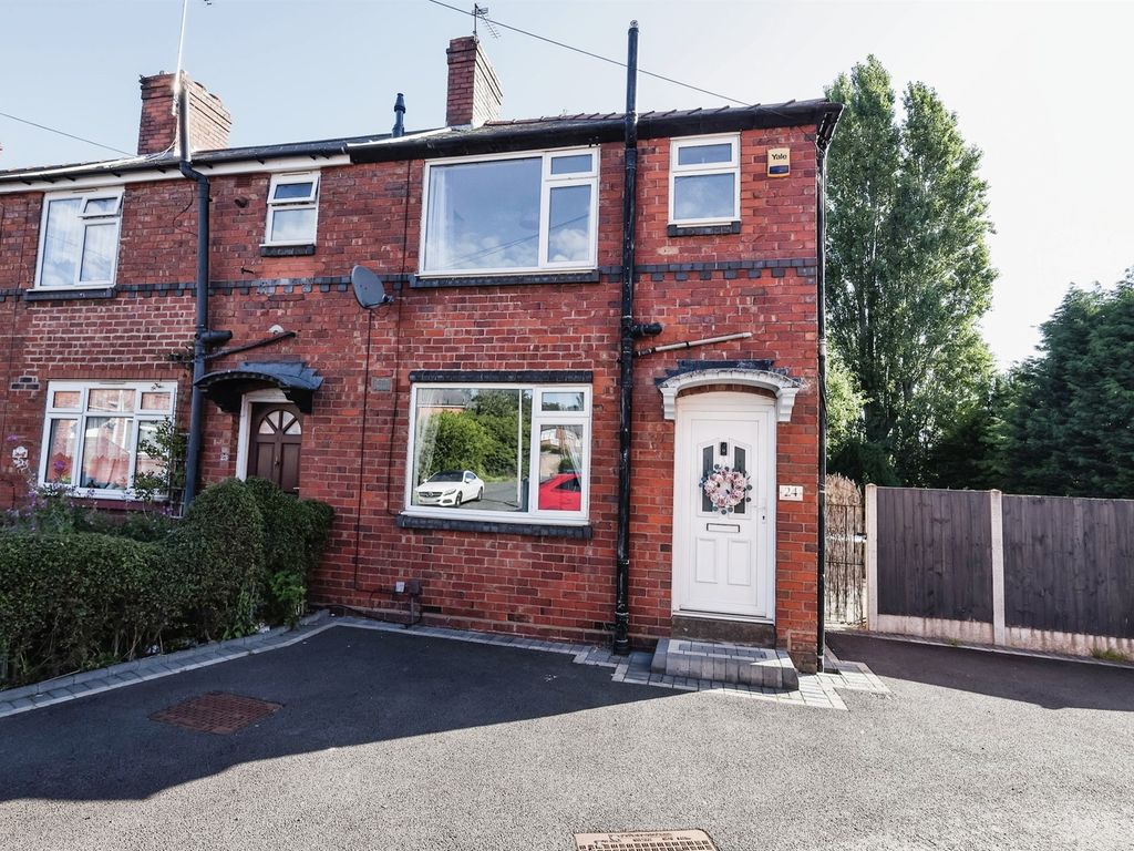 2 bed semi-detached house for sale in Greenwood Avenue, Rowley Regis B65, £175,000