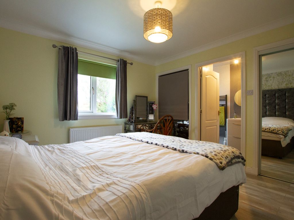 3 bed bungalow for sale in Muirsland Place, Lesmahagow, Lanarkshire ML11, £180,000