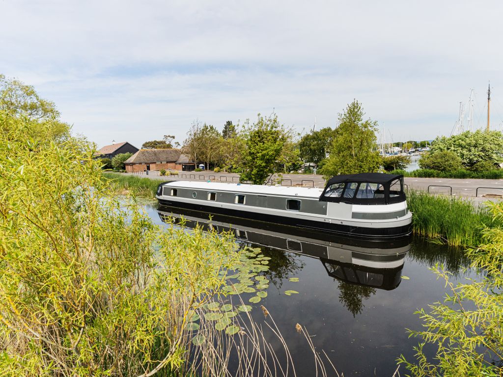 2 bed houseboat for sale in Chichester Marina, Birdham, Chichester PO20, £295,000