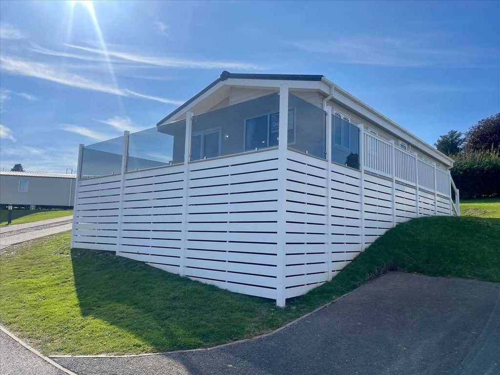 2 bed mobile/park home for sale in Delta Lakeside, Polperro Holiday Park, Polperro PL13, £164,995