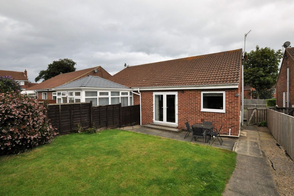 2 bed semi-detached bungalow for sale in Shackleton Close, Whitby YO21, £235,000