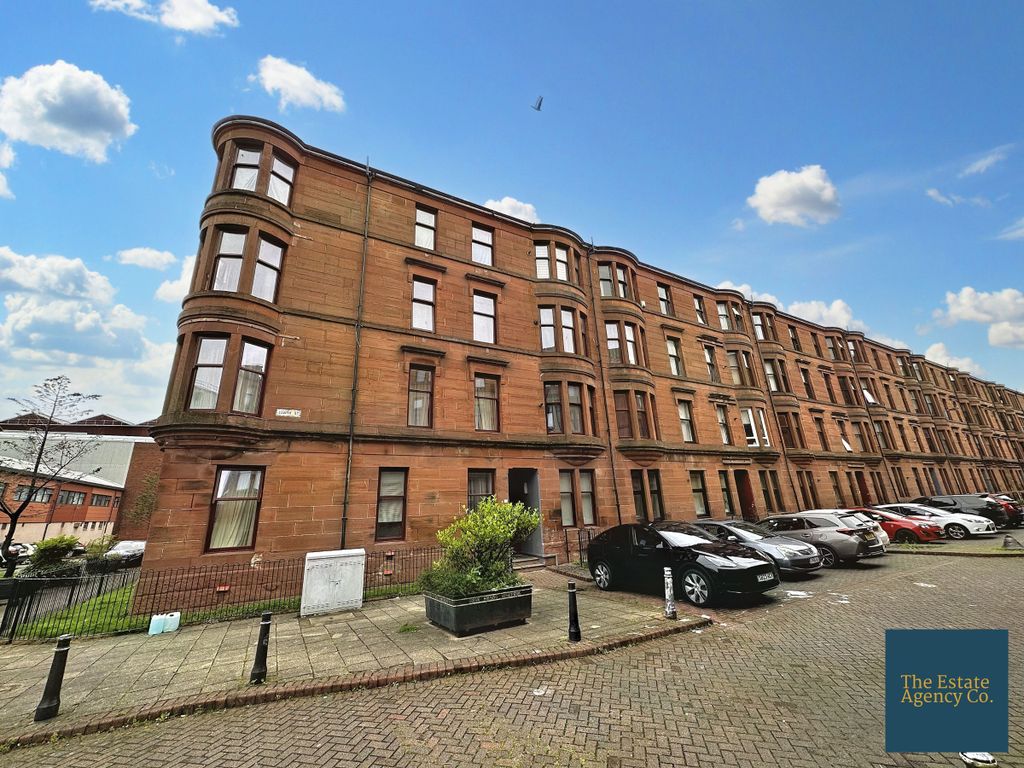 1 bed flat for sale in Luath Street, Govan, Glasgow G51, £50,000
