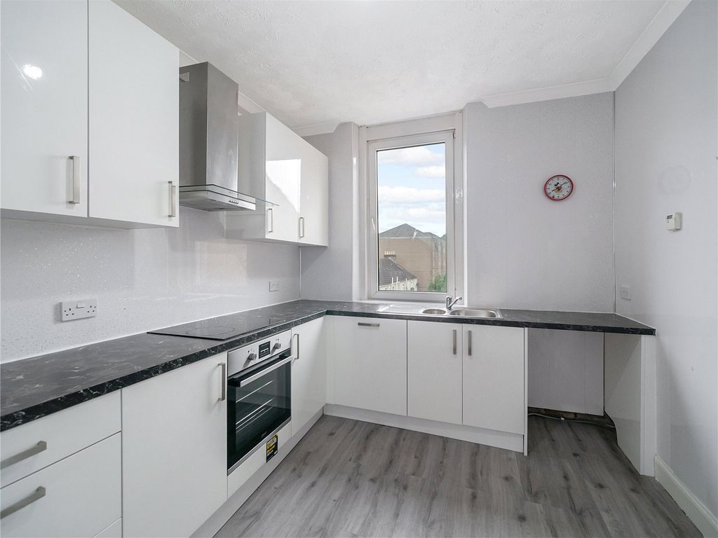 1 bed flat for sale in West Princes Street, Helensburgh, Argyll And Bute G84, £55,000