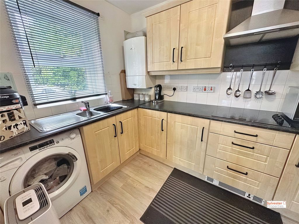 2 bed flat for sale in Robson House, The Leazes, Burnopfield NE16, £57,995