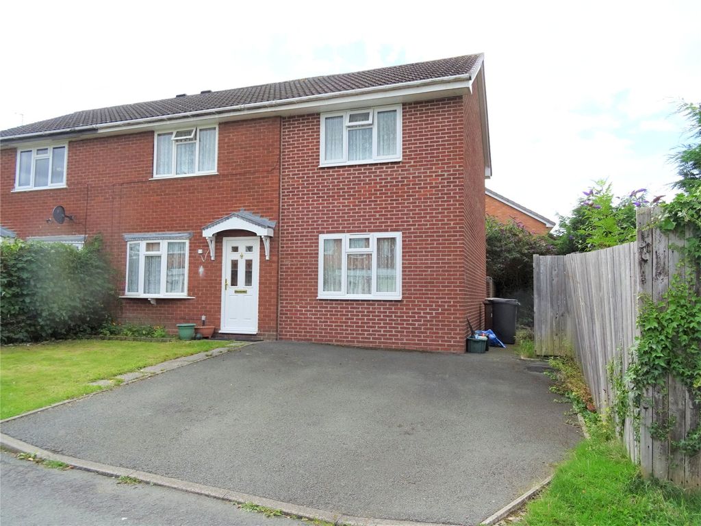 4 bed semi-detached house for sale in Campbell Close, Oswestry, Shropshire SY11, £249,950