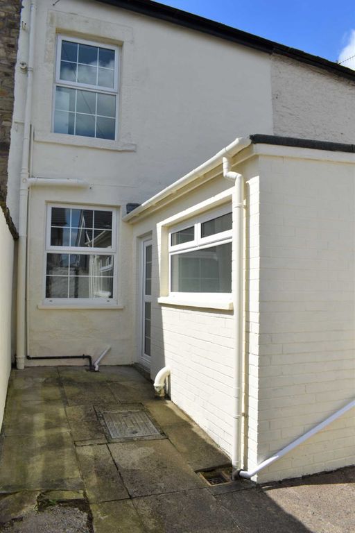 2 bed terraced house for sale in Waterfield Avenue, Darwen BB3, £138,000