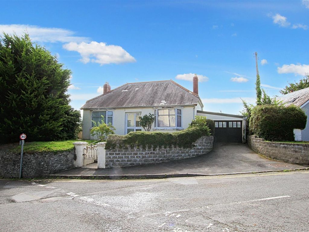 2 bed detached bungalow for sale in Greenfield Row, Cardigan SA43, £275,000