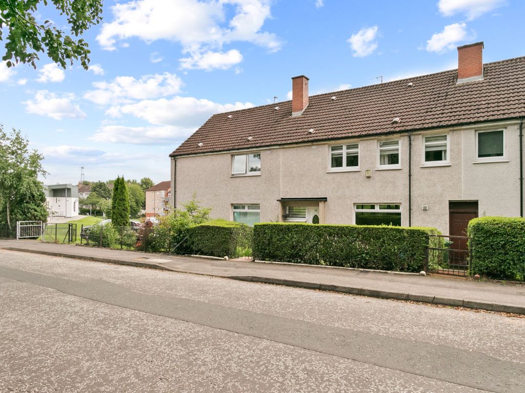 4 bed terraced house for sale in Tresta Road, Glasgow G23, £140,000