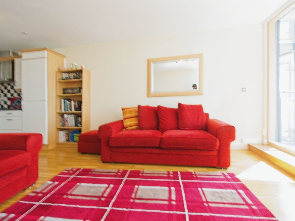 1 bed flat for sale in Esplanade, Porthcawl CF36, £230,000