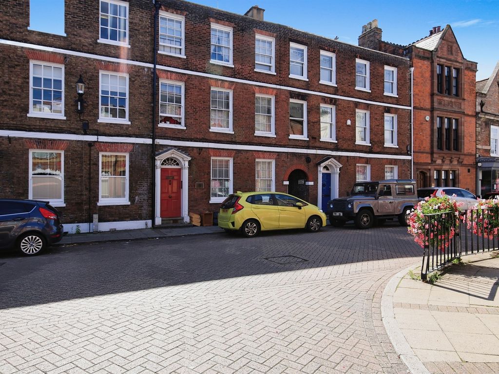 1 bed flat for sale in York Row, Wisbech PE13, £75,000