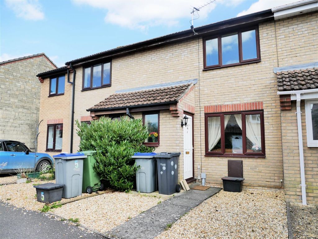 2 bed terraced house for sale in Foxglove Way, Calne SN11, £185,000
