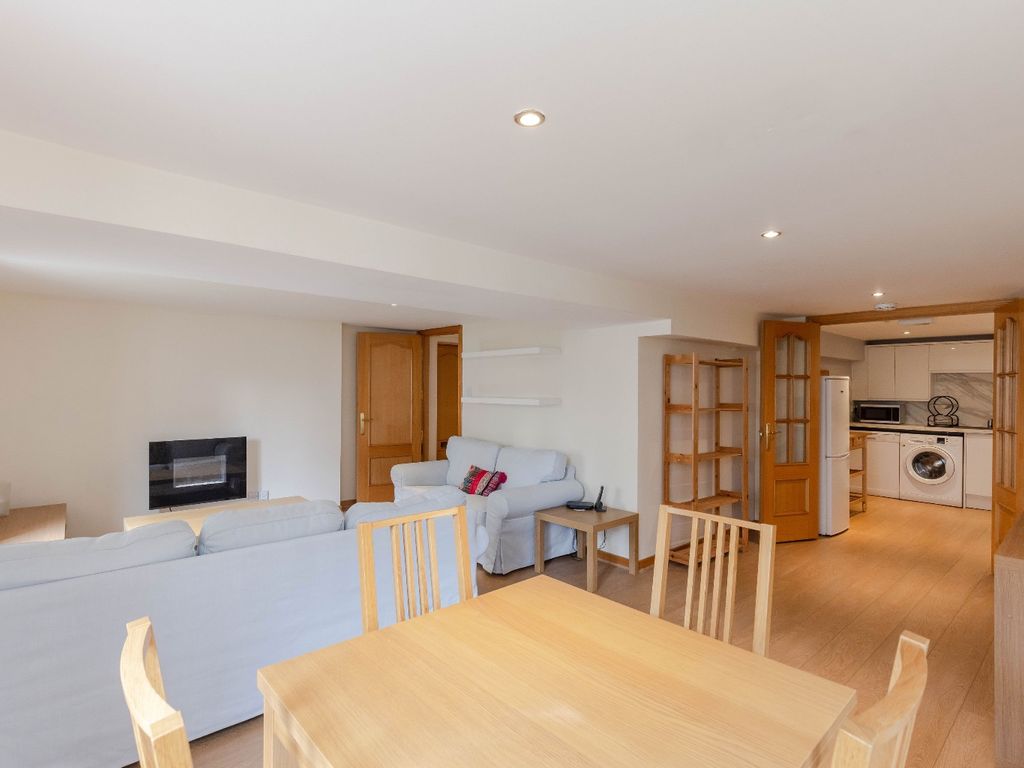 2 bed flat for sale in Yardheads, Leith, Edinburgh EH6, £215,000
