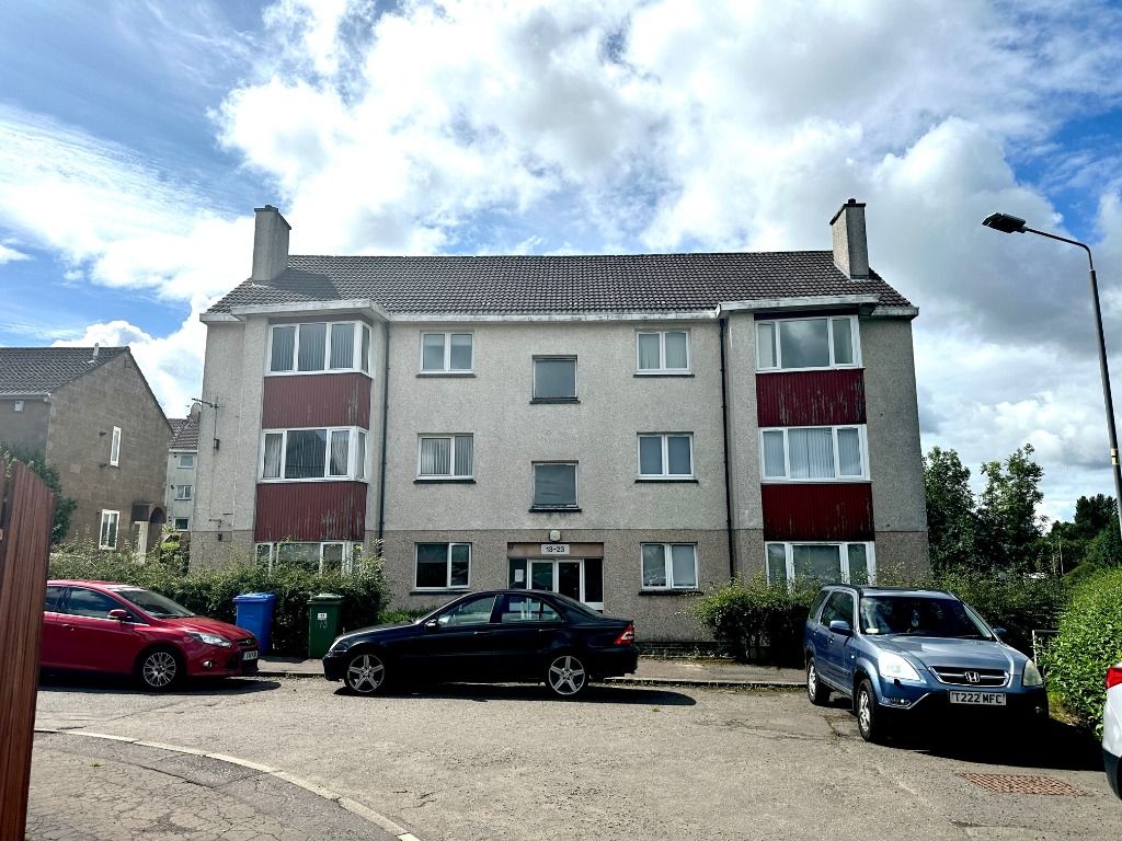 2 bed flat for sale in Rannoch Green, East Mains, East Kilbride G74, £75,000