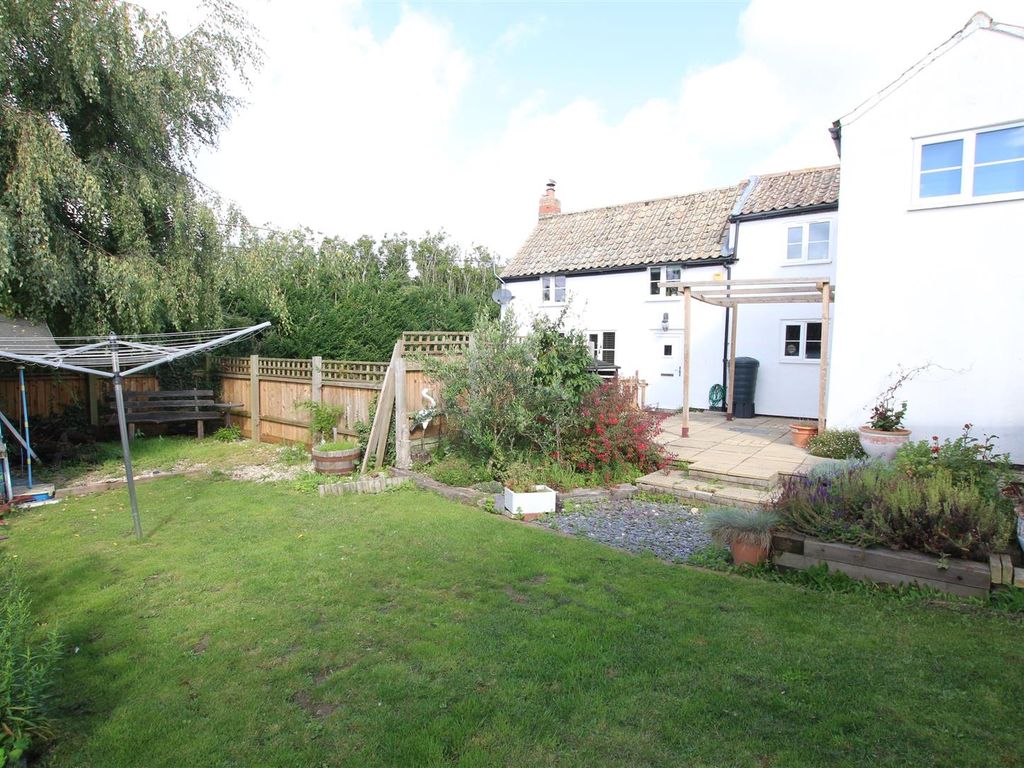 3 bed detached house for sale in Red Lion Lane, Sutton, Ely CB6, £315,000
