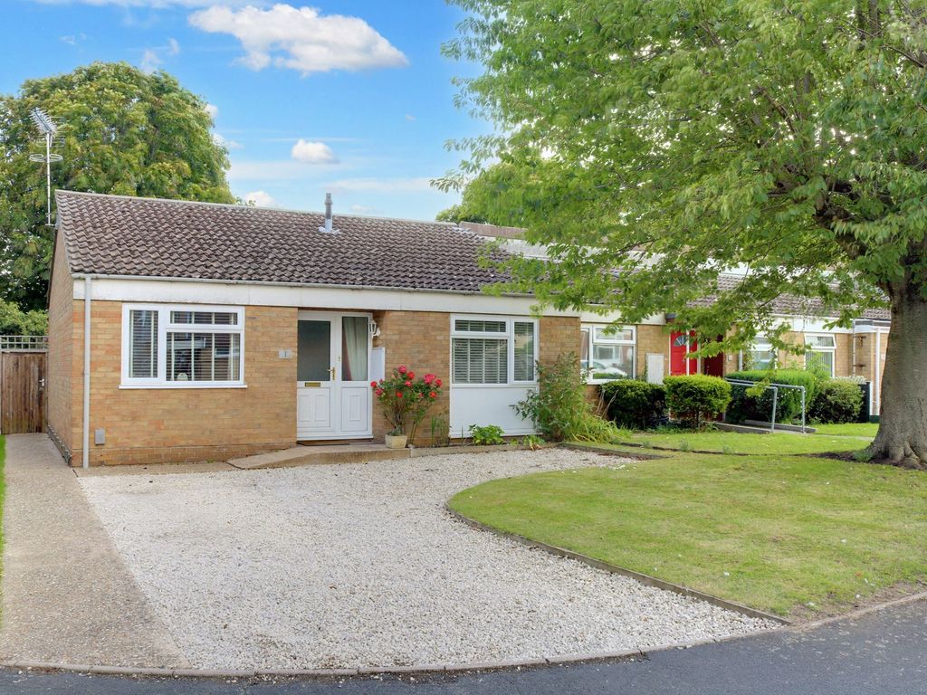 2 bed semi-detached bungalow for sale in Laureate Gardens, Newmarket CB8, £260,000
