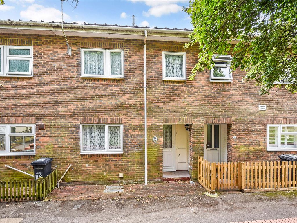 3 bed terraced house for sale in Camelot Close, Andover SP10, £210,000