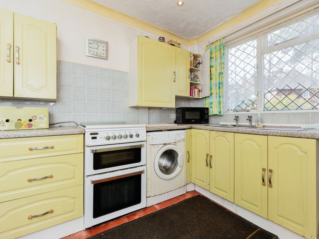 3 bed terraced house for sale in Moor Lane, Manchester, Greater Manchester M23, £170,000