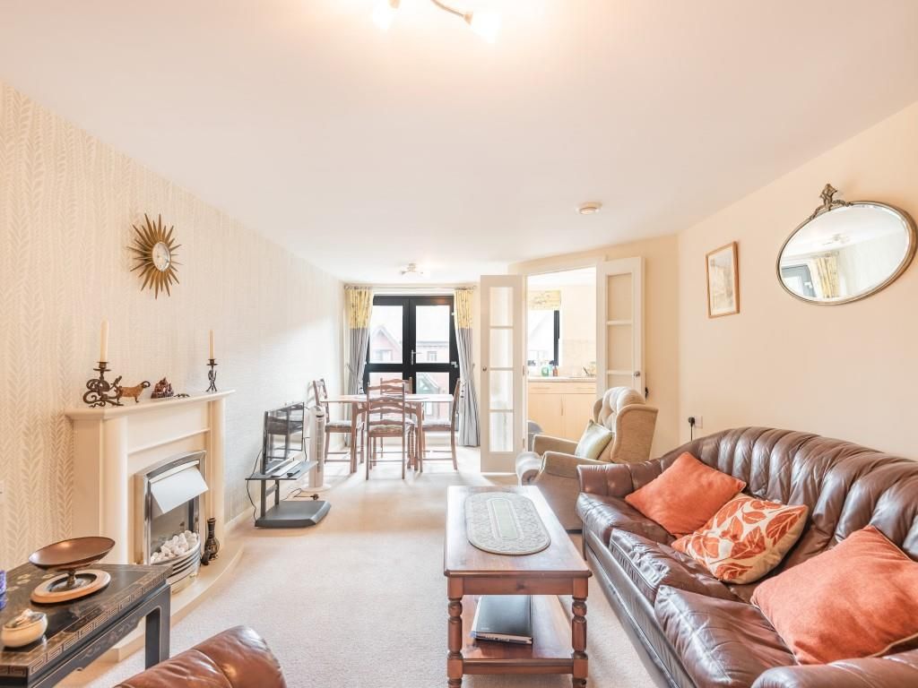 1 bed flat for sale in Forest Court, Union Street, Chester CH1, £115,000