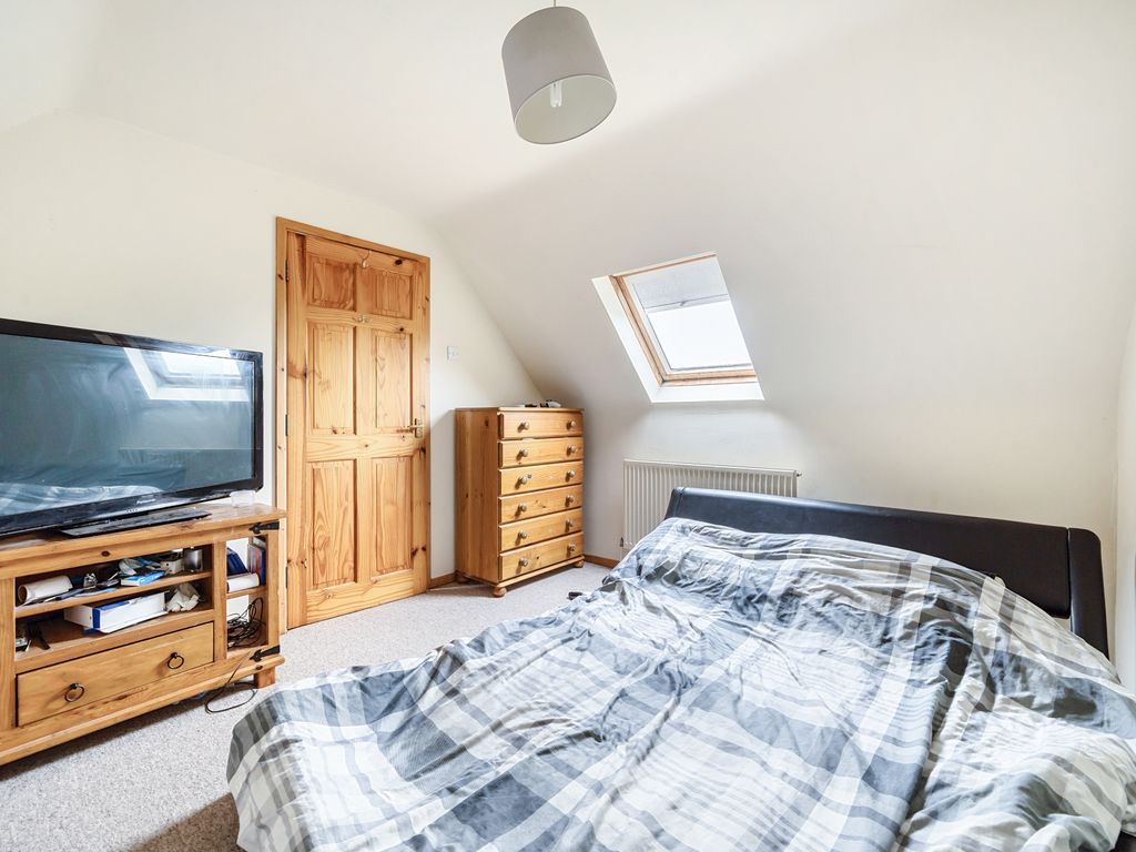 2 bed maisonette for sale in Townside, Haddenham, Aylesbury HP17, £275,000