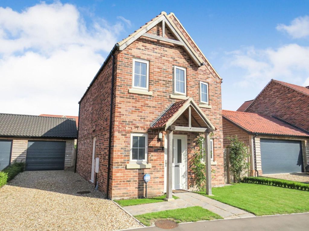 3 bed detached house for sale in Earlsfield Lane, Methwold, Thetford IP26, £260,000