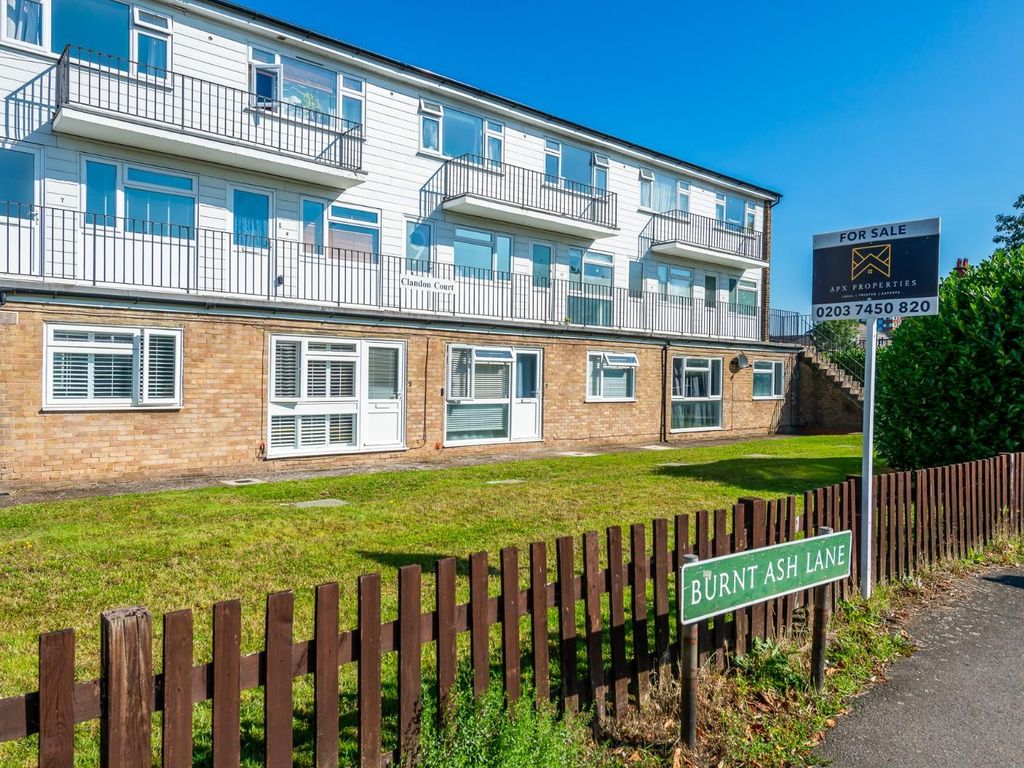 1 bed flat for sale in Burnt Ash Lane, Bromley BR1, £210,000