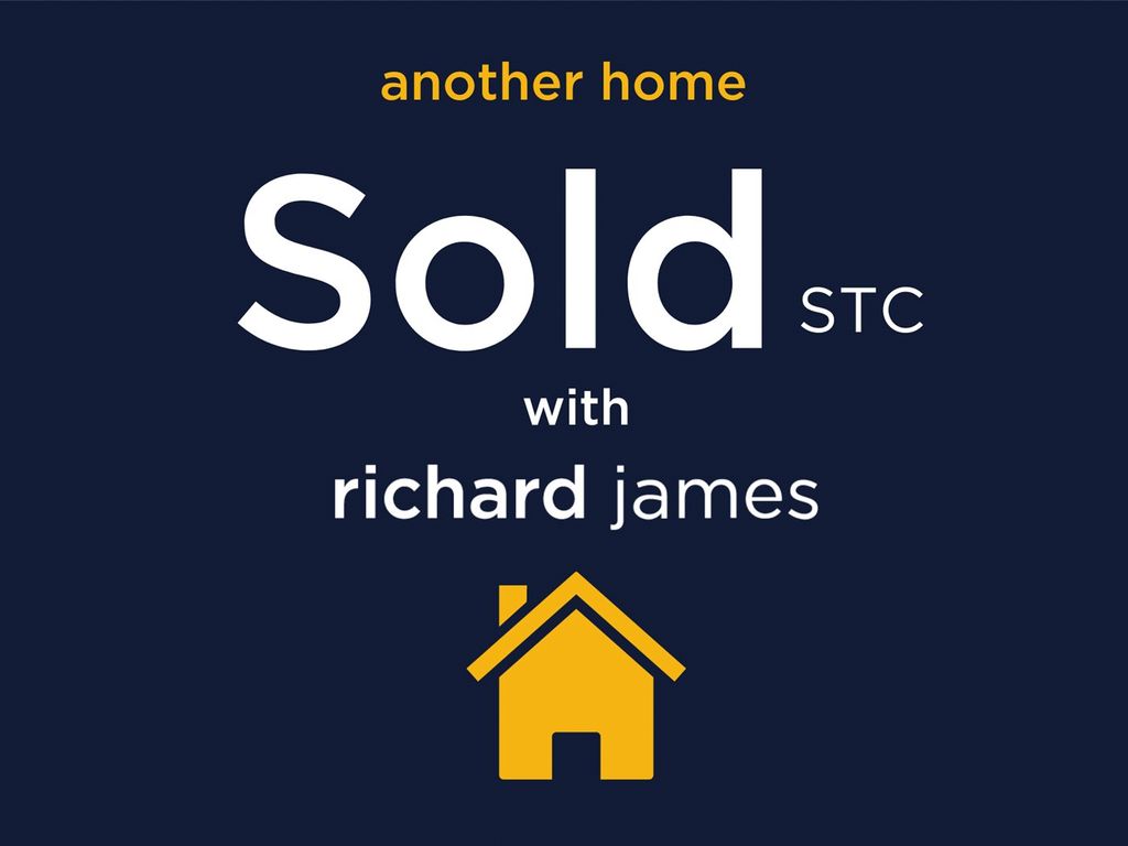 3 bed terraced house for sale in Islandsmead, Swindon, Wiltshire SN3, £200,000