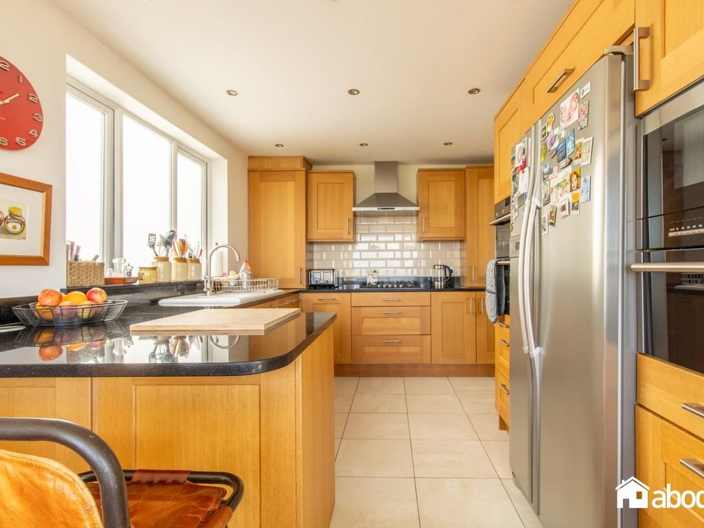 3 bed flat for sale in Burbo Bank Road South, Crosby, Liverpool L23, £325,000