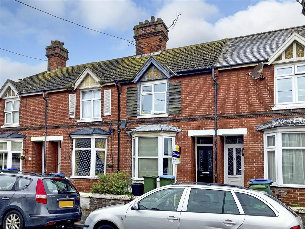 3 bed terraced house for sale in Linden Road, Littlehampton BN17, £275,000