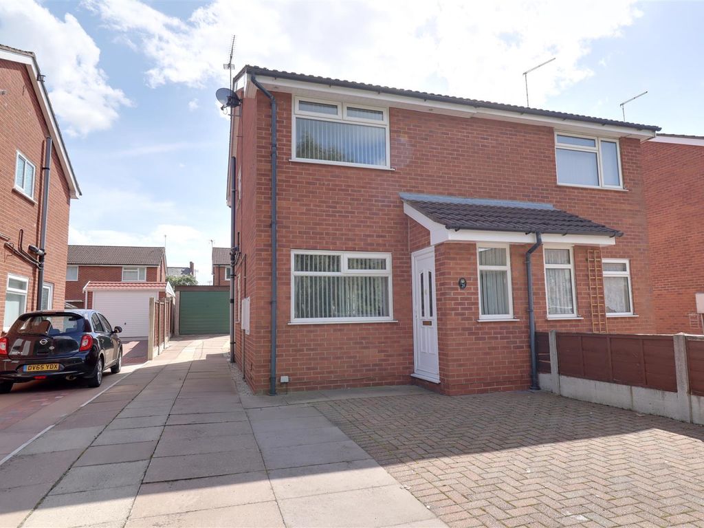 2 bed semi-detached house for sale in Herdman Street, Crewe CW2, £140,000