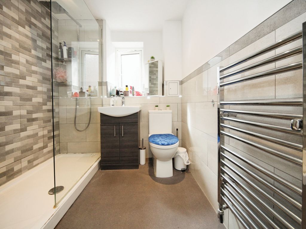 1 bed flat for sale in John Street, Luton, Bedfordshire LU1, £175,000