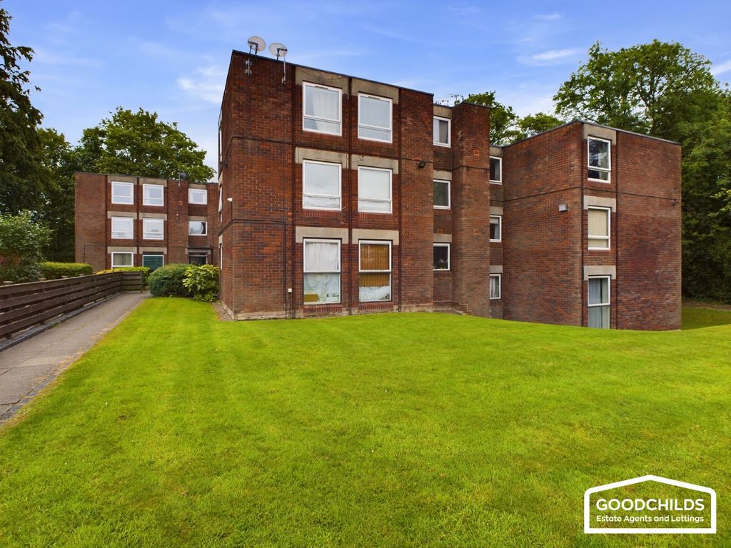 2 bed flat for sale in Birmingham Road, Walsall WS1, £100,000