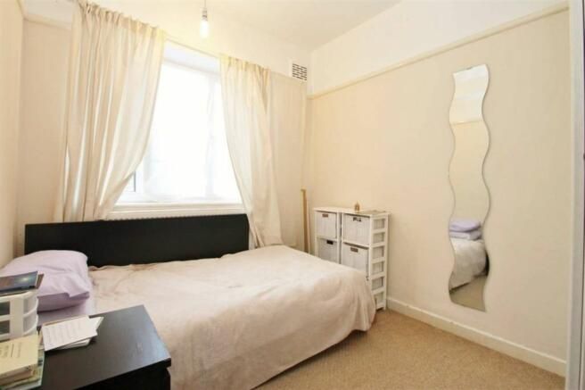 2 bed flat for sale in Alexandra Avenue, Harrow HA2, £317,500