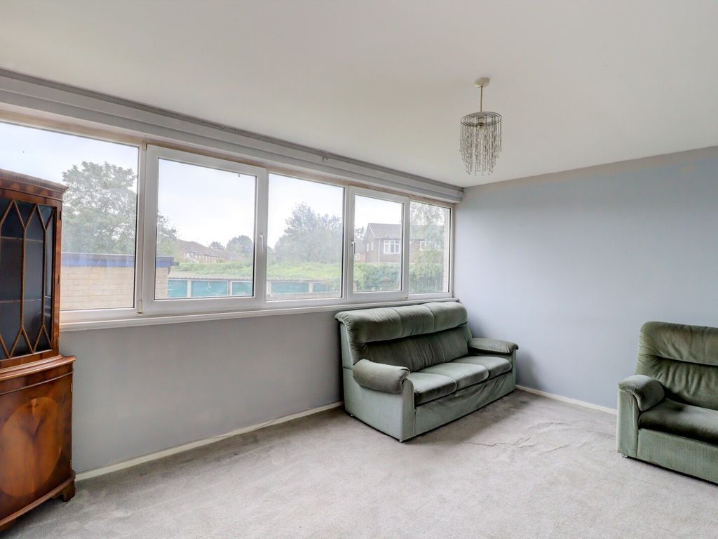 2 bed flat for sale in Hazell Road, Prestwood, Great Missenden HP16, £150,000