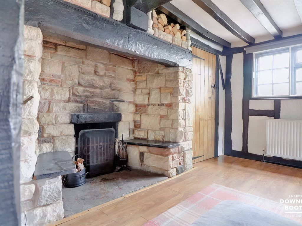 2 bed cottage for sale in Main Street, Alrewas, Burton-On-Trent DE13, £200,000