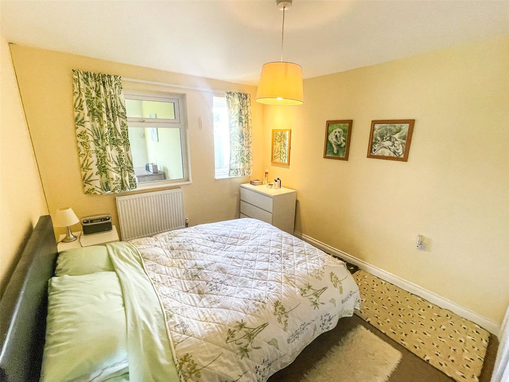 2 bed bungalow for sale in Cantref, Tywyn, Gwynedd LL36, £158,500