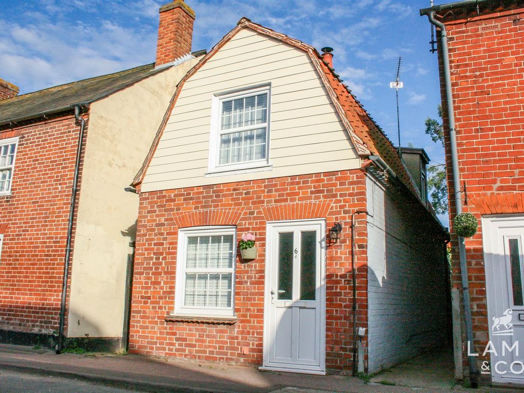 2 bed detached house for sale in High Street, Great Oakley, Harwich CO12, £240,000