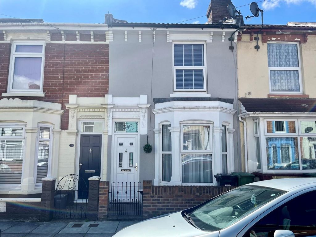 2 bed terraced house for sale in Tokio Road, Portsmouth PO3, £230,000