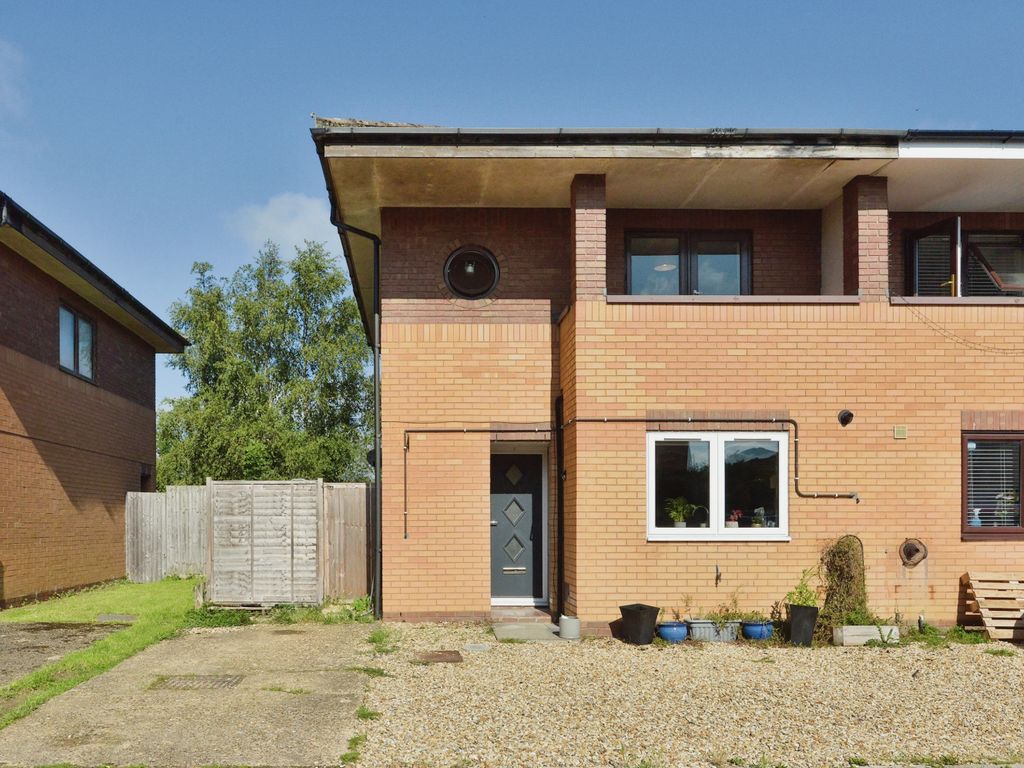 3 bed semi-detached house for sale in Chardacre, Two Mile Ash, Milton Keynes MK8, £154,000