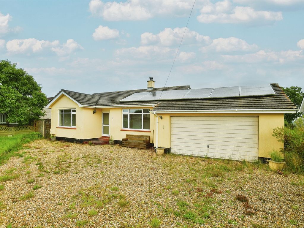 2 bed detached bungalow for sale in Broad Park Road, Bere Alston, Yelverton PL20, £325,000