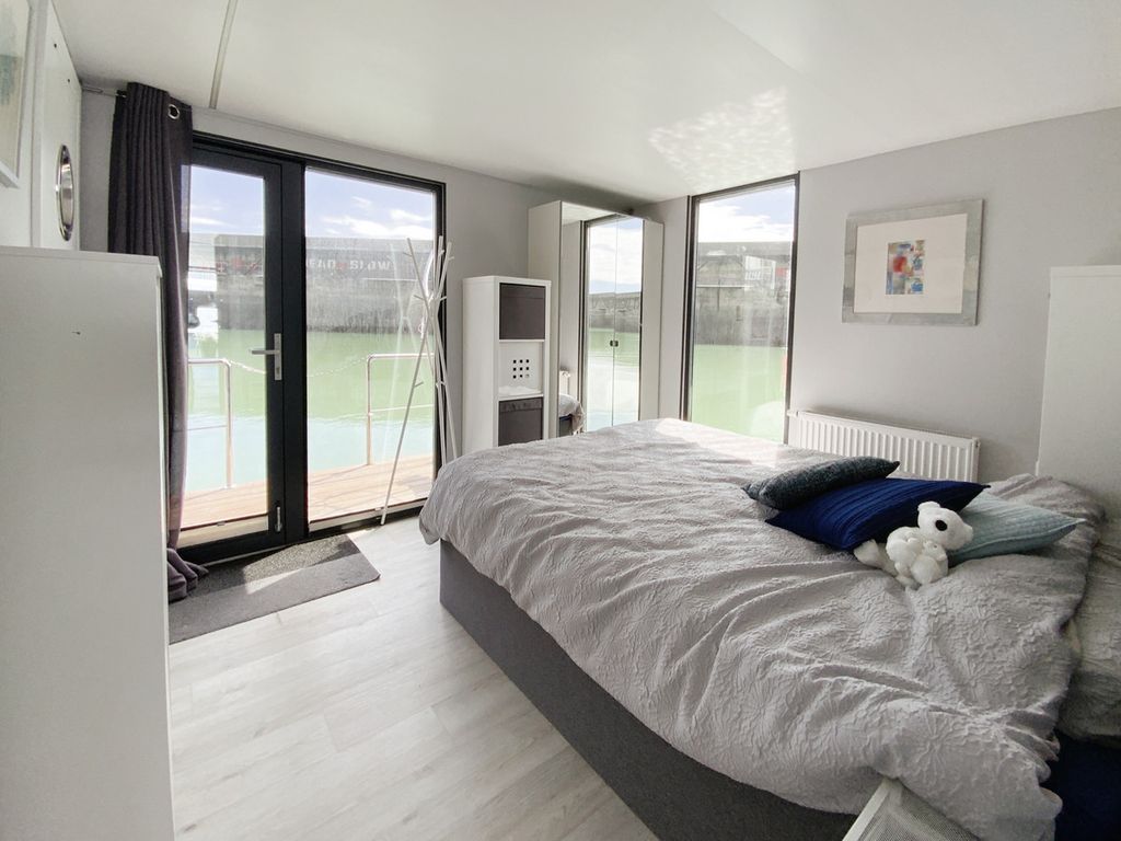 2 bed flat for sale in Brighton Marina Village, Brighton BN2, £210,000