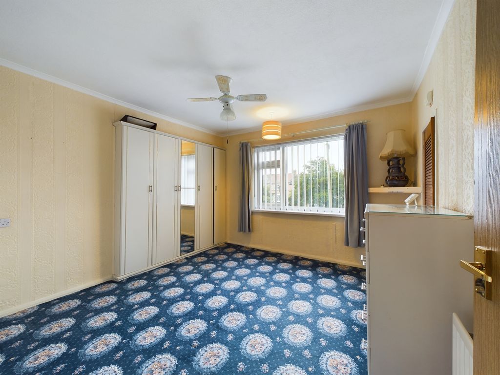 3 bed end terrace house for sale in Parkside Crescent, Seaham SR7, £85,000