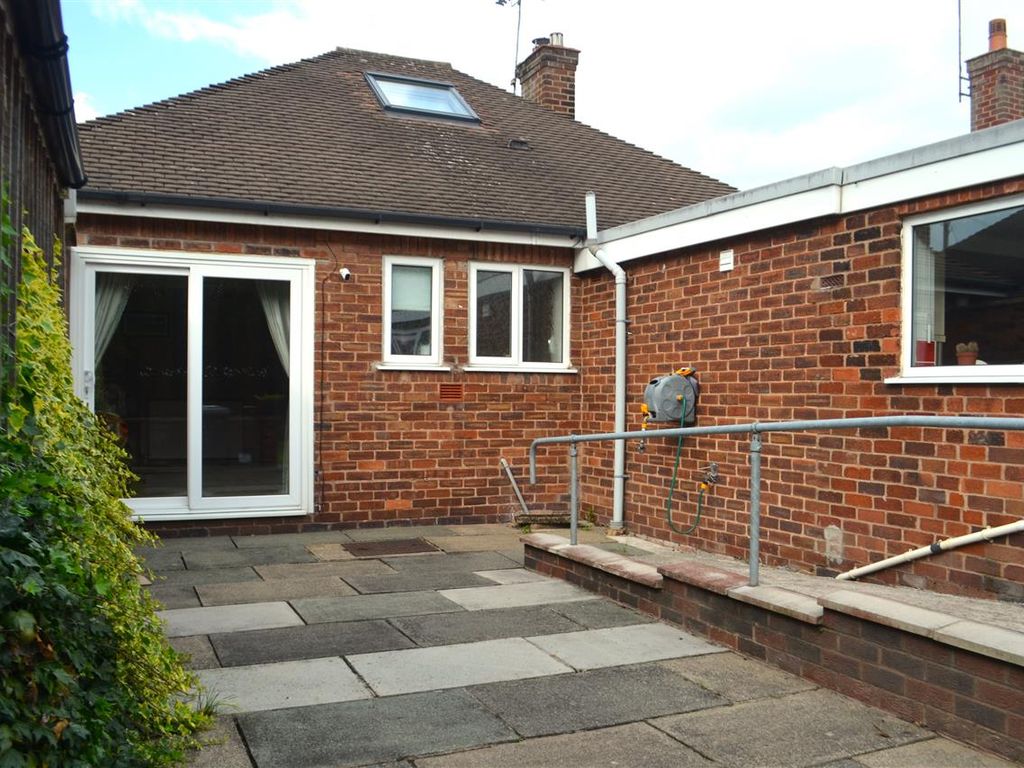 2 bed bungalow for sale in Camberley Drive, Wrexham LL12, £270,000