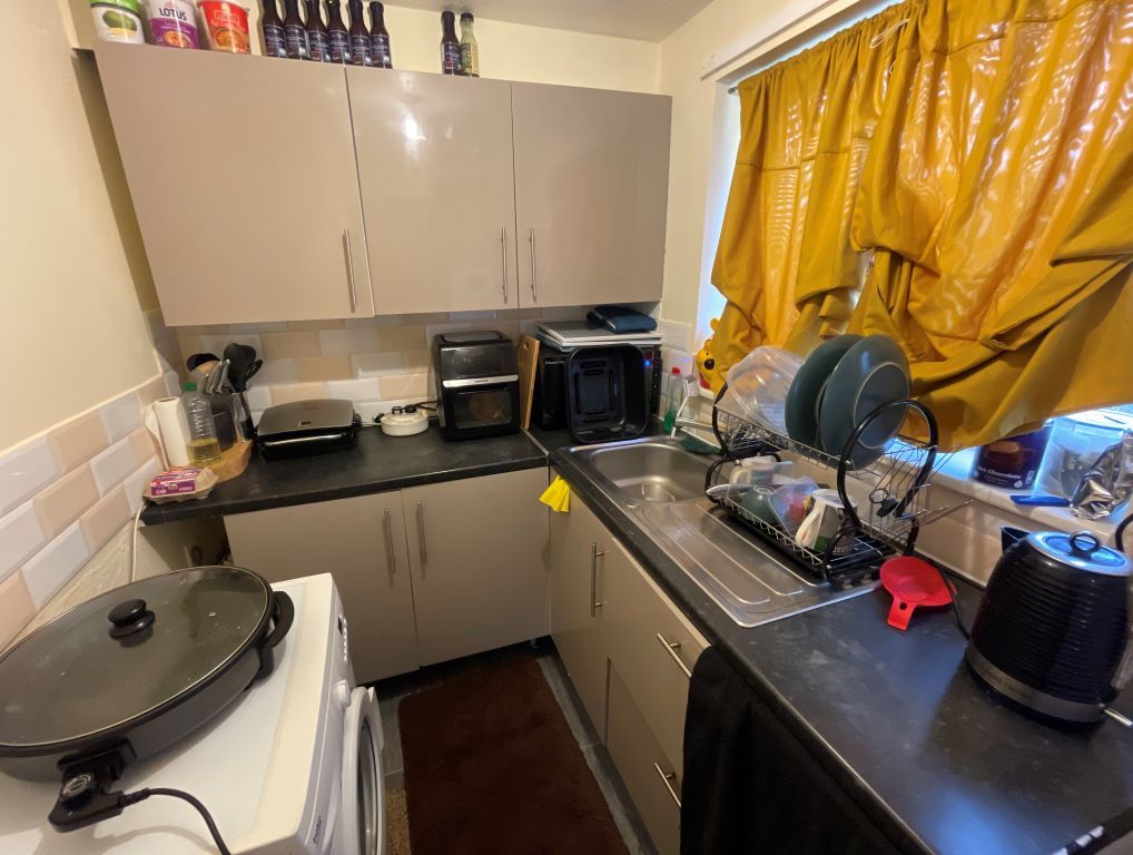 Studio for sale in 47 Barnsdale Road, Anstey Heights, Leicester LE4, £60,000