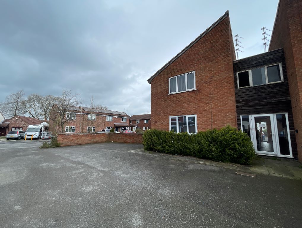 Studio for sale in 47 Barnsdale Road, Anstey Heights, Leicester LE4, £60,000